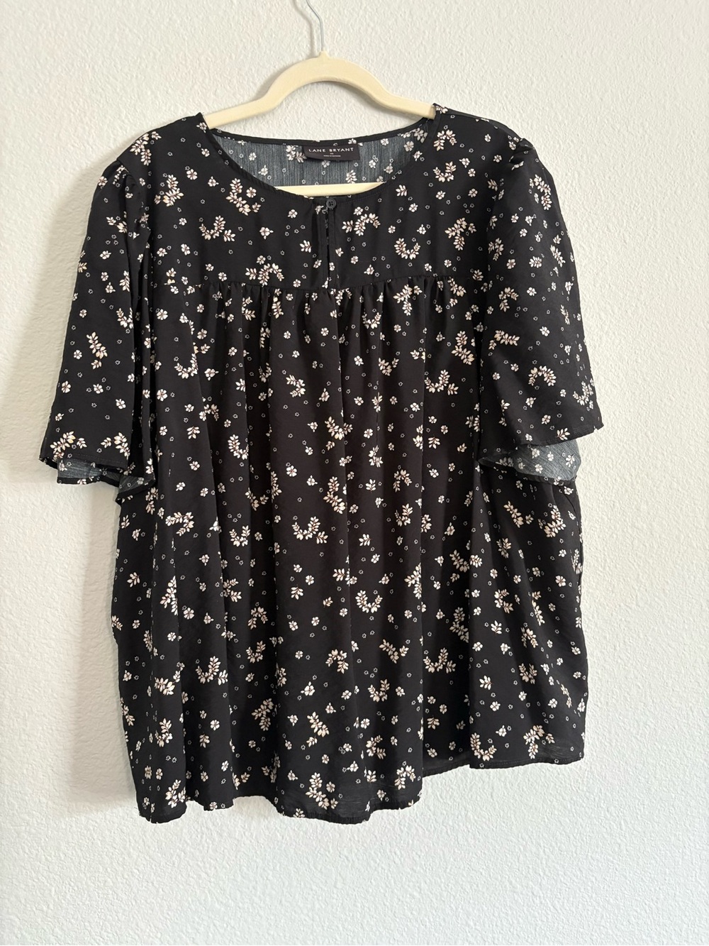 Lane Bryant Black Floral Short-Sleeve Peasant Blouse